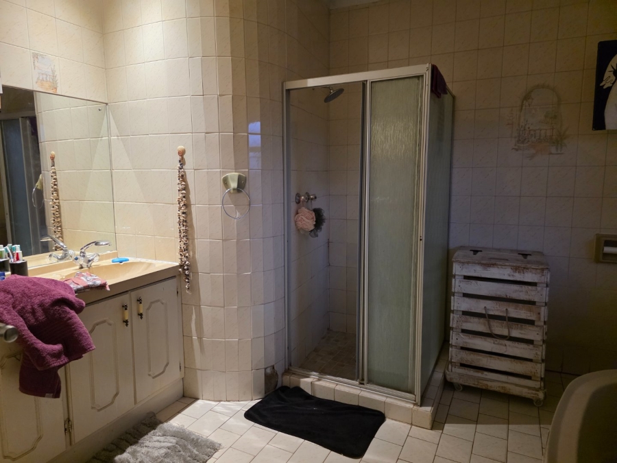 To Let 3 Bedroom Property for Rent in Vaalpark Free State